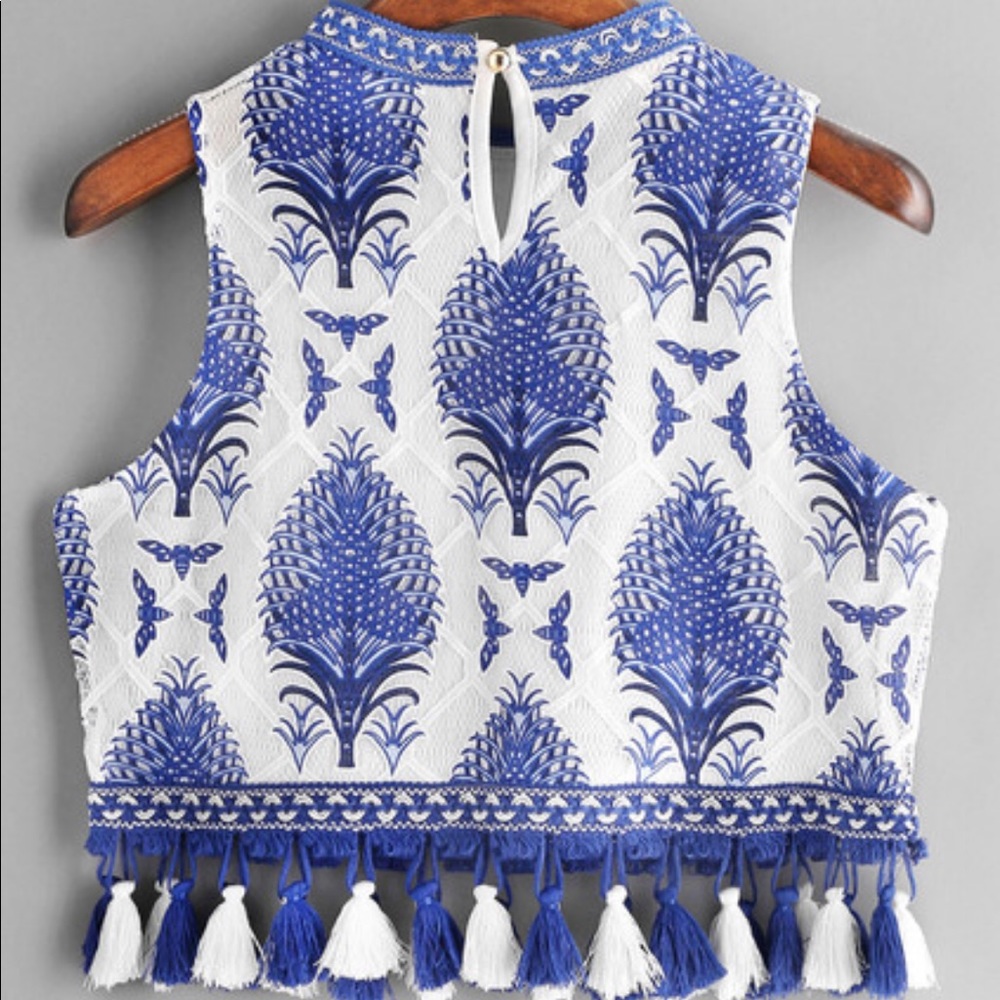 Top - Picture 2 of 2